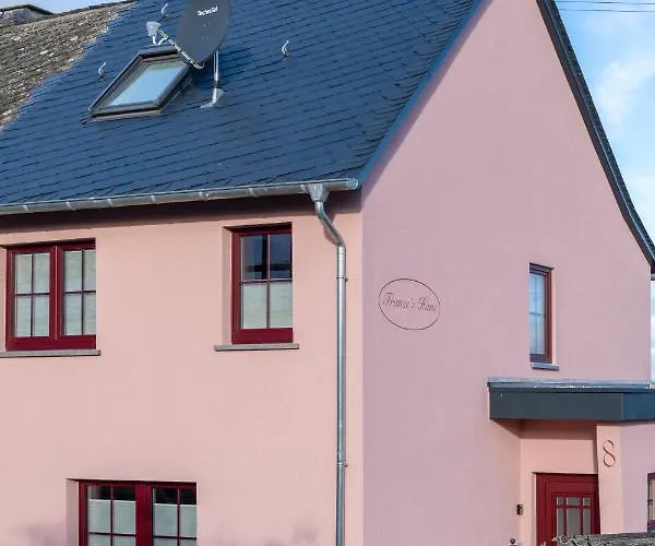 Franze's Haus - Mit Rhein- & Burgenblick Casa de Férias